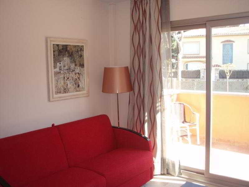 Aparthotel Bardon Castelldefels Exterior foto